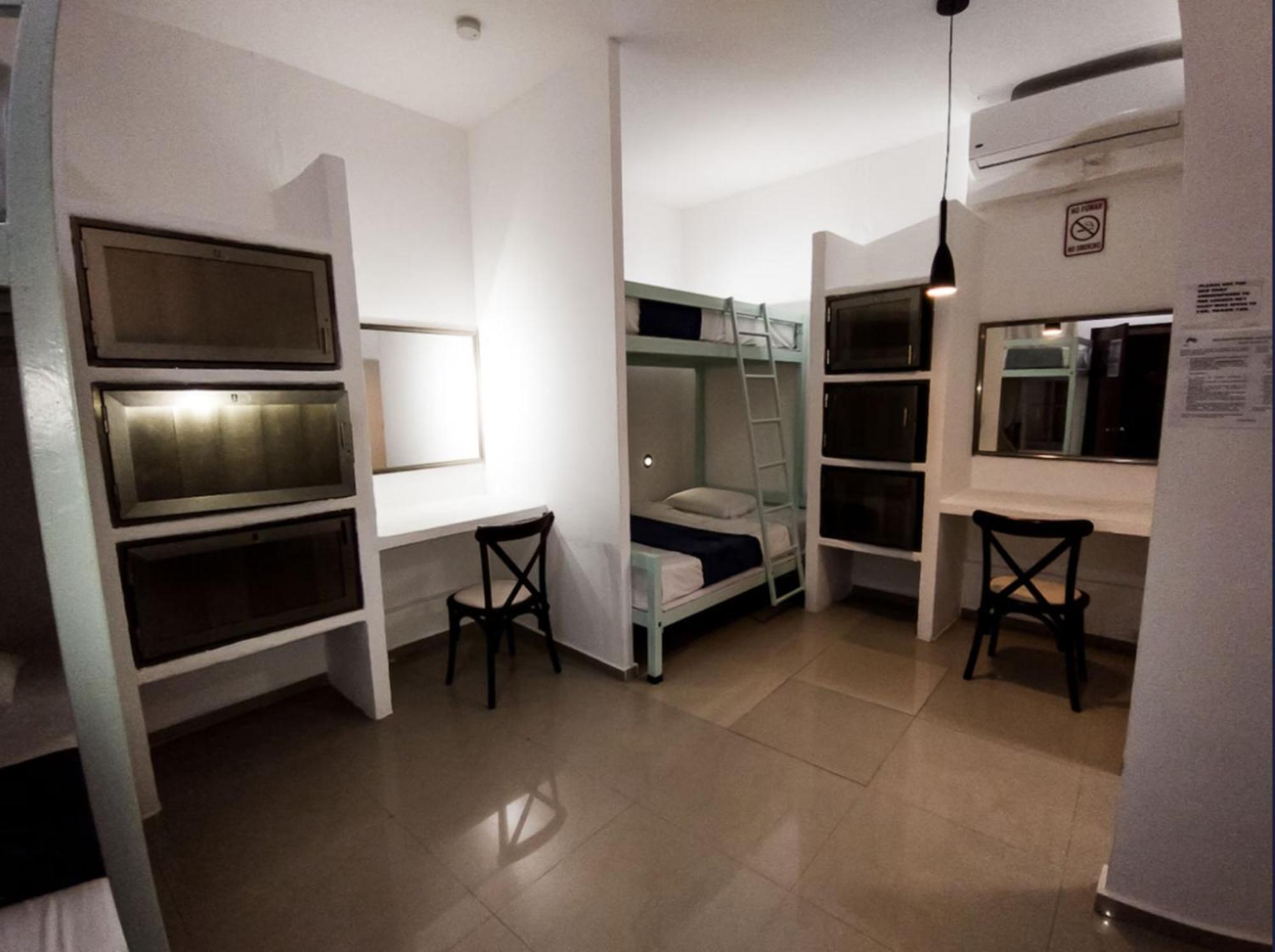Hostal Del Mar Playa del Carmen Esterno foto